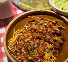 Spicy Chicken Claw Noodles