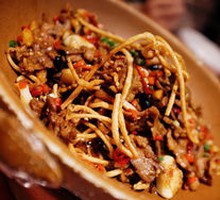 Sesame Noodles Stir-Fried with Pork