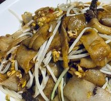 Dry-Fried Beef Rice Noodles
