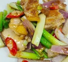 Double Green Onion and Sand Ginger Chicken
