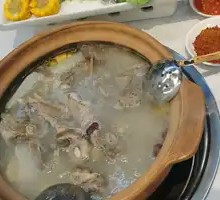 Yao Yao Ling Xian Whole Lamb Hot Pot