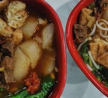 Noodles with Beef Brisket and Wheat Gluten