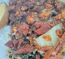 Braised Pork Rice with Chicken Leg