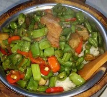 Stir-Fried Green Beans with Spicy Pork