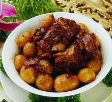 Stewed Pork Ribs with Potato and Grandma's Vegetable Dish