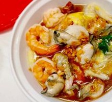 Fresh Shrimp and Oyster Platter