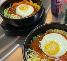招牌石锅拌饭