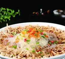 Steamed Enoki Mushrooms with Vermicelli