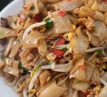 Dry-Fried Beef Rice Noodles