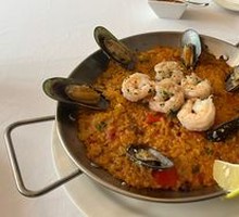 Classic Spanish Paella