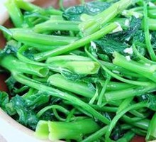 Stir-Fried Water Spinach
