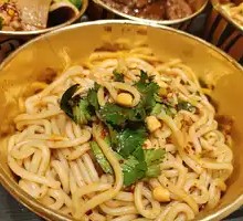 Signature Braised Noodles