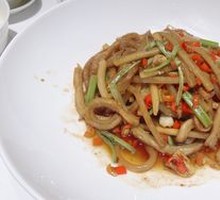Sour Radish Stir-Fried Beef Tripe Strips
