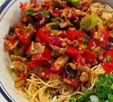 Garlic Chili Stir-Fried Pork