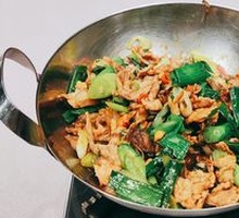 Dry Pot Black Pork