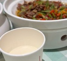 Stir-Fried Beef with Yellow Onion