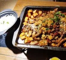 Tofu Grilled Bullfrog with Rice Noodles