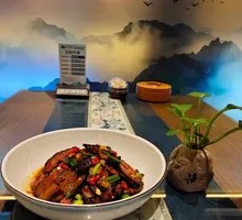 Fried blood tofu with preserved pork