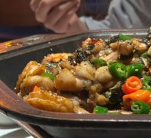 Signature Perilla Frog with Beef