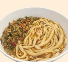 Spicy and Sour Pork Minced Soup Noodles