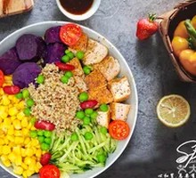 Quinoa Chicken Salad