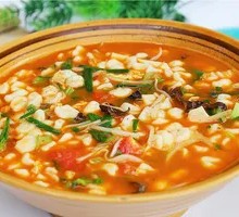 Fatty Intestine Stew with Millet Noodles