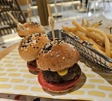 Mini Beef Burger