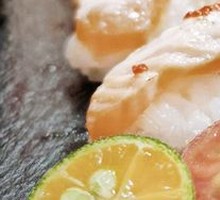 Salmon Sushi