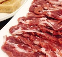 Hand-Cut Lamb Ribs