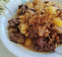 Chicken Stewed with Mushrooms and Potatoes