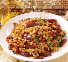 Braised Pork Skin with Soybeans