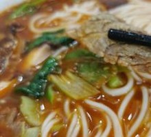 Sour Cabbage Beef Noodles