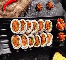 Spicy Kimchi Seaweed Rice Roll