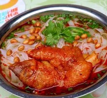 Pork Trotter Snail Noodles