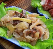 Braised Beef Tendon and Noodle