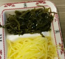 Thin seaweed strips