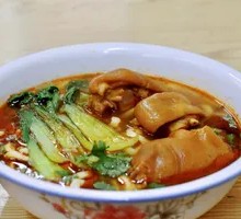 Pork Trotter Noodles