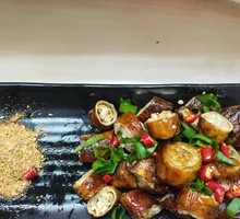 Famous Roasted Intestine Head