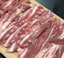 Hand-Cut Lamb Ribs
