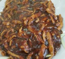 Beijing-style Pork Shreds with Tofu Skin