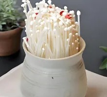 Enoki Mushroom