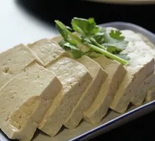 Braised Tofu in Spiced Sauce