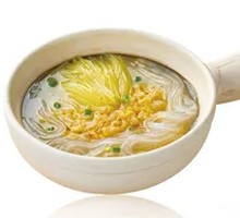 Sour Cabbage and Potato Shallow Pot