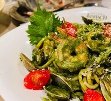 Basil Seafood Pasta