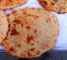 Fermented Black Cabbage and Pork Flatbread