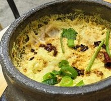Egg Clay Pot Dish