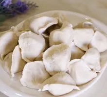 Scallion Donkey Meat Dumplings