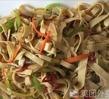 Bell Pepper and Tofu Skin Stir-Fry