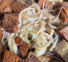 Beef Pot in Clay Pot