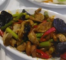 Spicy Stir-Fried Chicken Gizzards